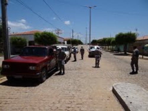 Vários veículos foram fiscalizados