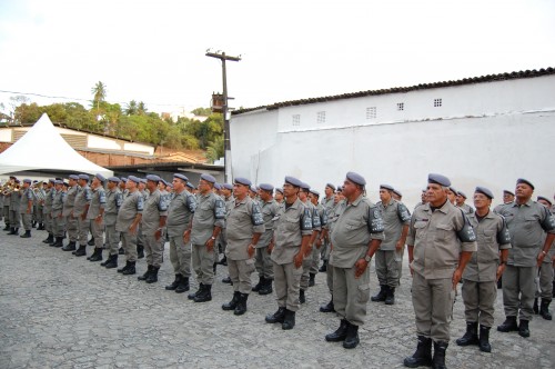 Policiais da Guarda Militar da reserva