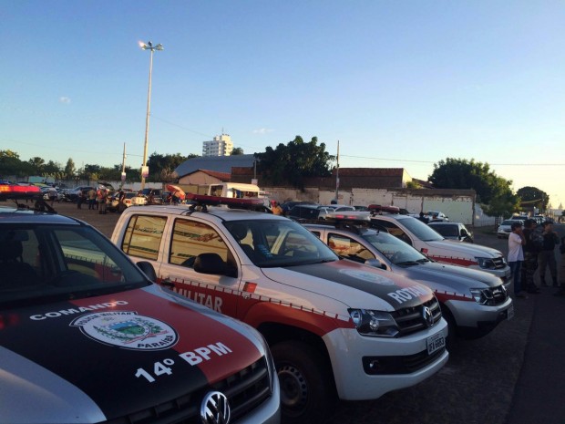 14º BPM recebe viaturas e equipamentos
