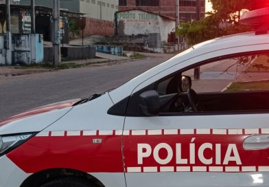 Polícia Militar prende homem após agredir a própria mãe e esposa em Campina Grande